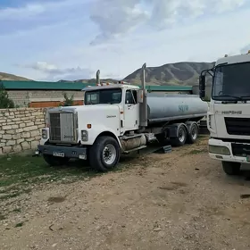 Dongfeng 370 2004