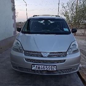 Toyota Sienna 2005