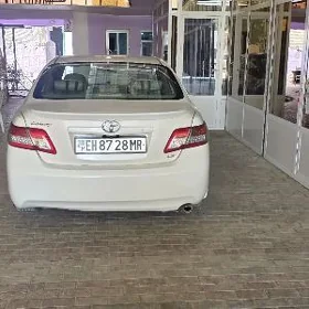 Toyota Camry 2010