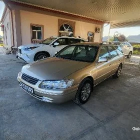 Toyota Camry 2000