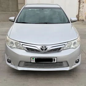 Toyota Camry 2011