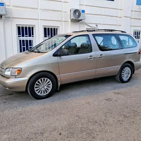 Toyota Sienna 2000