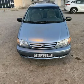 Toyota Sienna 2001