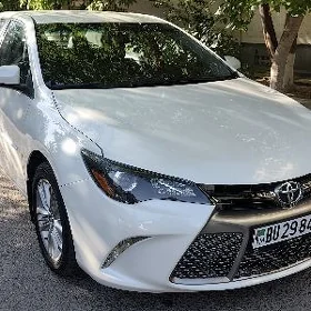 Toyota Camry 2017