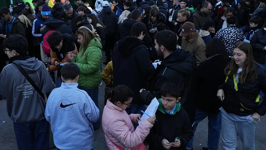Argentinada dünýä çempionatynyň ýelmentgilerine bolan gyzyklanma garaşylmadyk derejede artdy