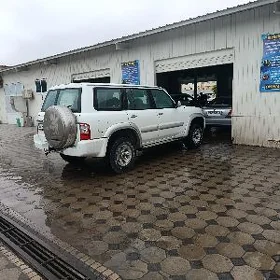 Nissan Patrol 2001