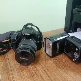 Canon EOS700D