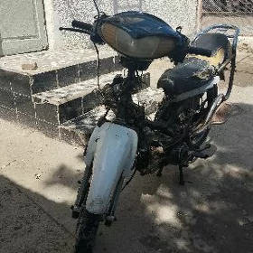 Jawa 300 2016