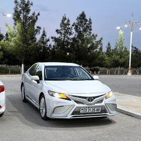 Toyota Camry 2022