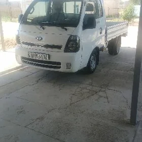 Kia Bongo 2015
