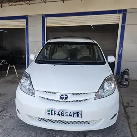 Toyota Sienna 2008