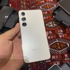 Samsung S23