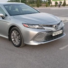 Toyota Camry 2020