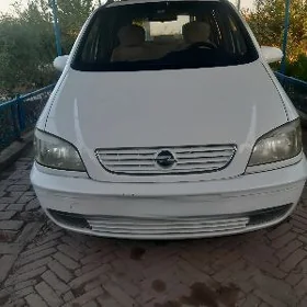 Opel Zafira 2002