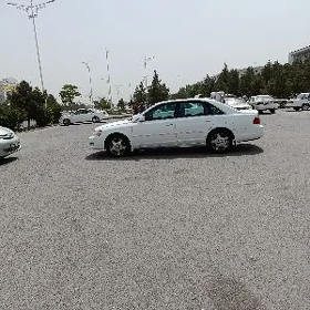 Toyota Avalon 2000