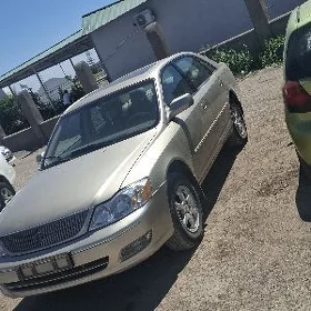 Toyota Avalon 2001