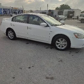 Nissan Altima 2005