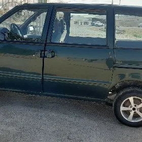Toyota Hiace 2000