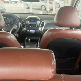 Toyota RAV4 2011