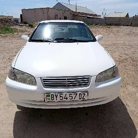 Toyota Camry 1998