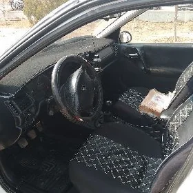 Opel Vectra 2000