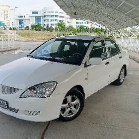 Mitsubishi Lancer 2005