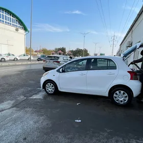 Toyota Yaris 2008