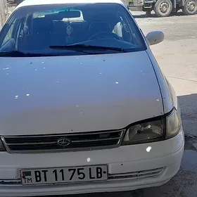 Toyota Corona 1995