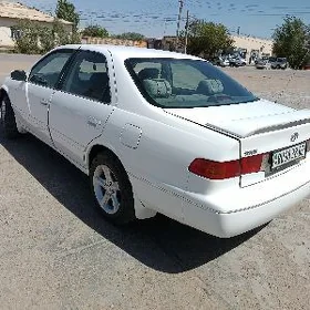 Toyota Camry 2001