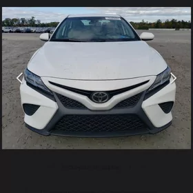 Toyota Camry 2020