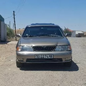 Toyota Avalon 1999