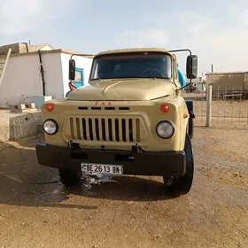 Gaz 53 1983