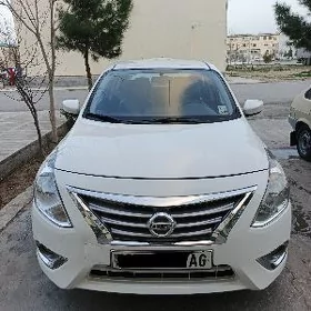 Nissan Versa 2017