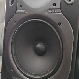 Студийные колонки "Behringer"