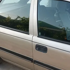 Opel Vectra 1990