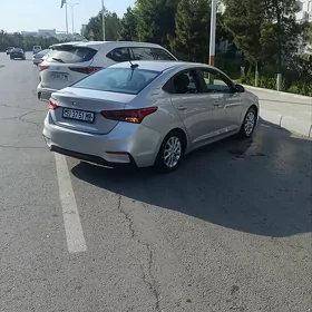 Hyundai Accent 2022