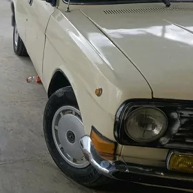 Gaz 24 1990