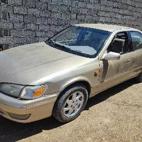 Toyota Camry 1999