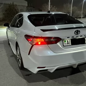 Toyota Camry 2020
