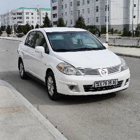 Nissan Versa 2010