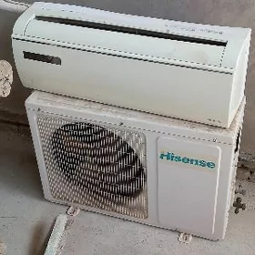Hisense.