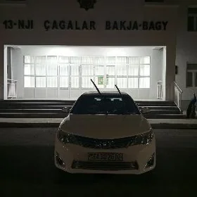 Toyota Camry 2013