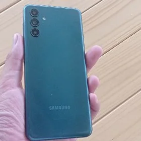 Samsung a04s