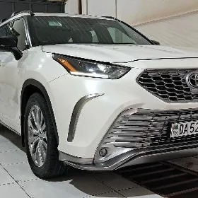 Toyota Highlander 2021