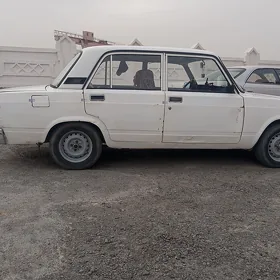 Lada VAZ-2107 1983