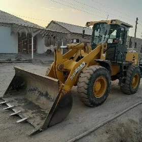 XCMG LW300F 2013