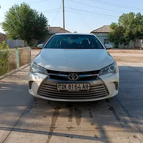 Toyota Camry 2015