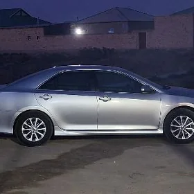 Toyota Camry 2013