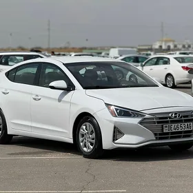 Hyundai Elantra 2020
