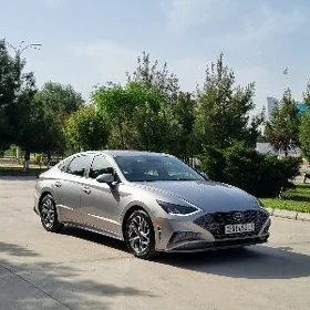 Hyundai Sonata 2021